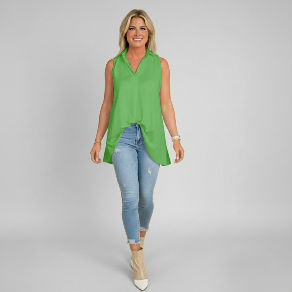 Den Graaf® | Mouwloze top met ruches en revers