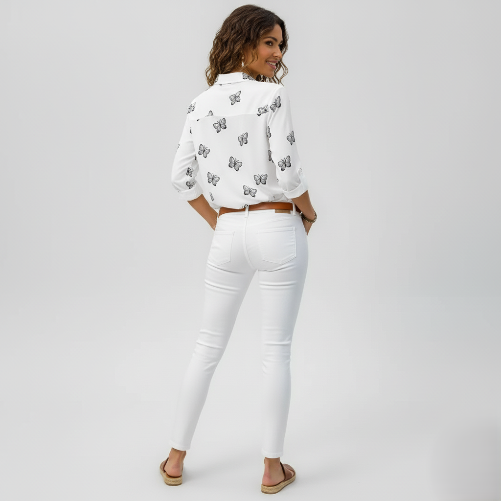 Den Graaf® | Losvallende blouse met vlinderprint