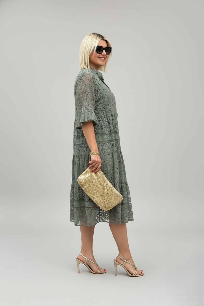 Den Graaf® | Tijdloze jurk met verfijnde details